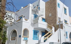 Evi Studios & Apartments
